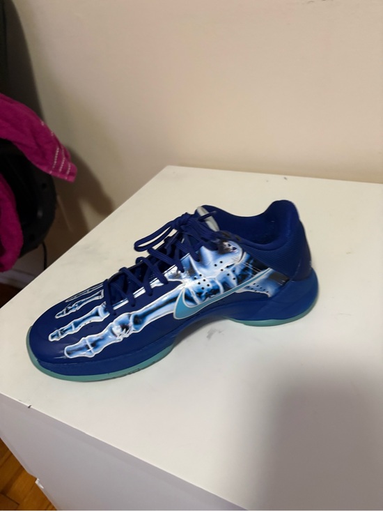 Nike Other - Nike Blue Skeletal Graphic Low-Top Sneaker with Teal Accents